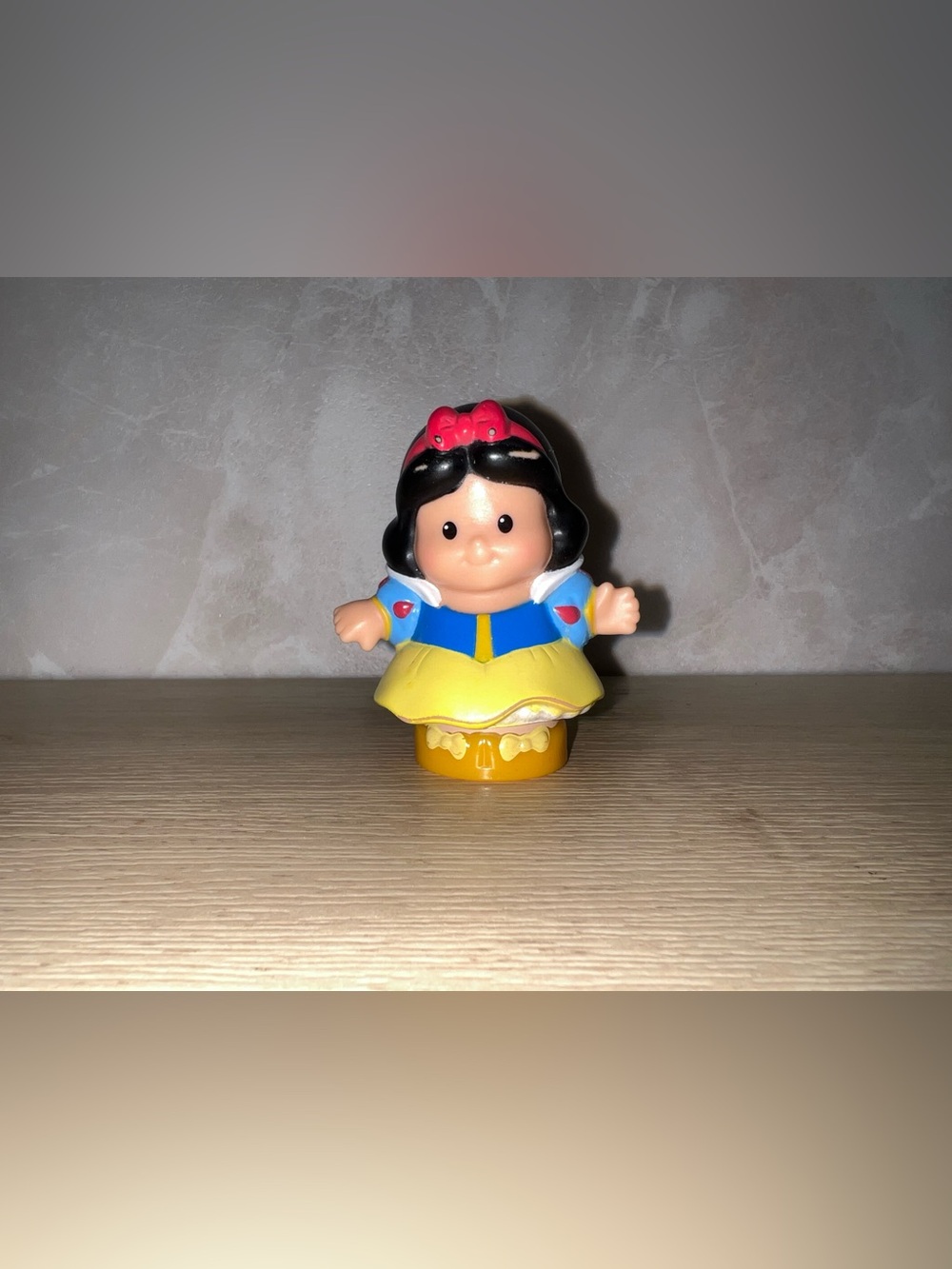 🍎 Fisher-Price Little People Disney Princess Snow White Figure | 3/$20